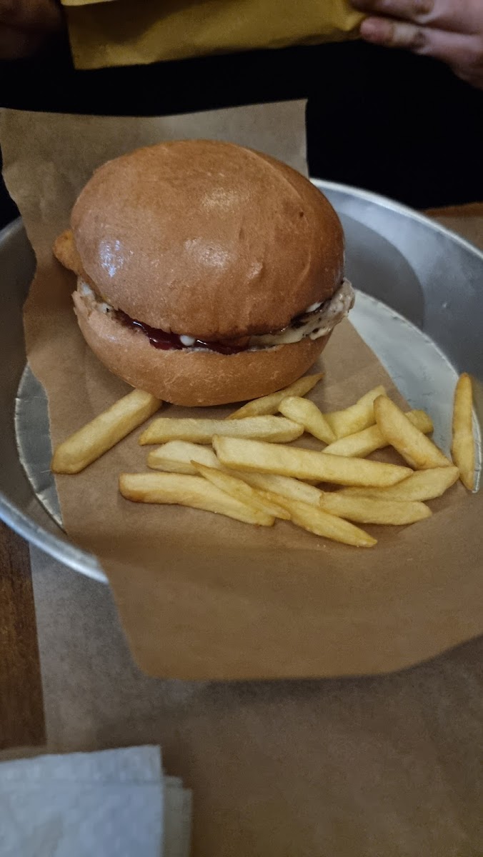 Mo'-Mo' Braceria Pizzeria Ristorante Momo' Ristopub Srl